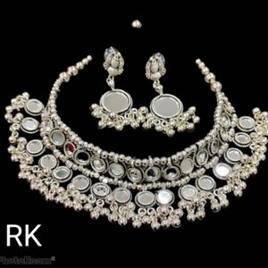 Necklace with earrings